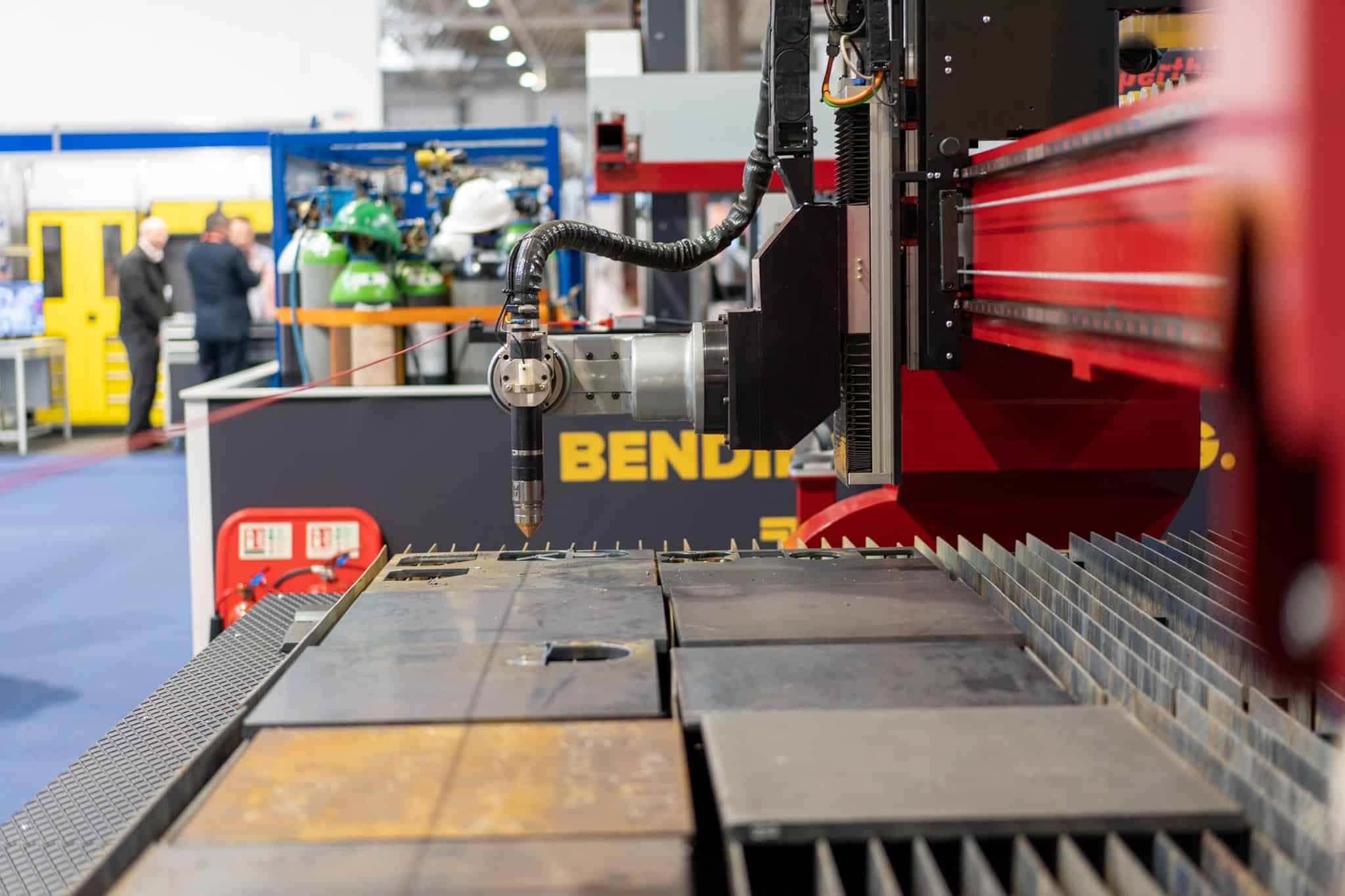 Plasma cutting benefits; how to choose the right machine system